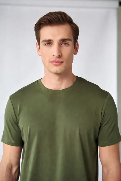 Erkek Modern Basic T-shirt