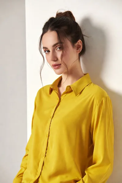 Sarı